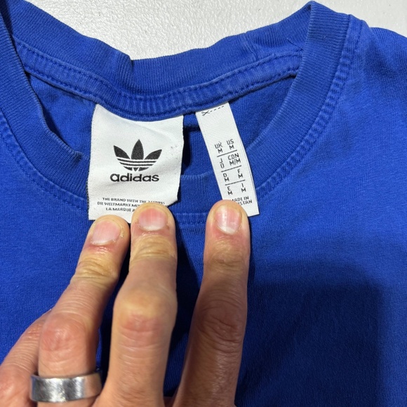 Adidas graphic tee - Picture 5 of 5